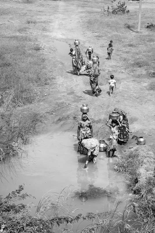 Impediments to enjoyment of Human Right to Water: 'Quality' Norm - Use of an unprotected drinking water source in Kutch district, Gujarat
